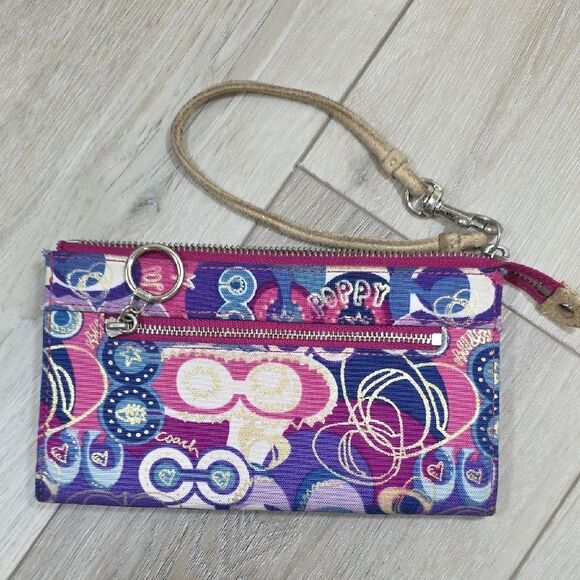 Coach Pop-C Glam Signature Graffiti Tote with Matching Wallet - Picture 14 of 15